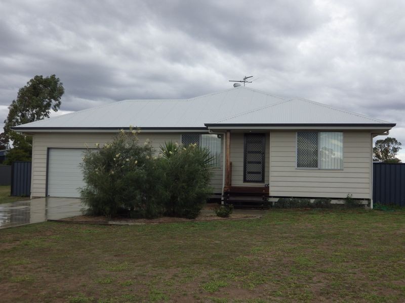 4 Webb Court, Roma QLD 4455