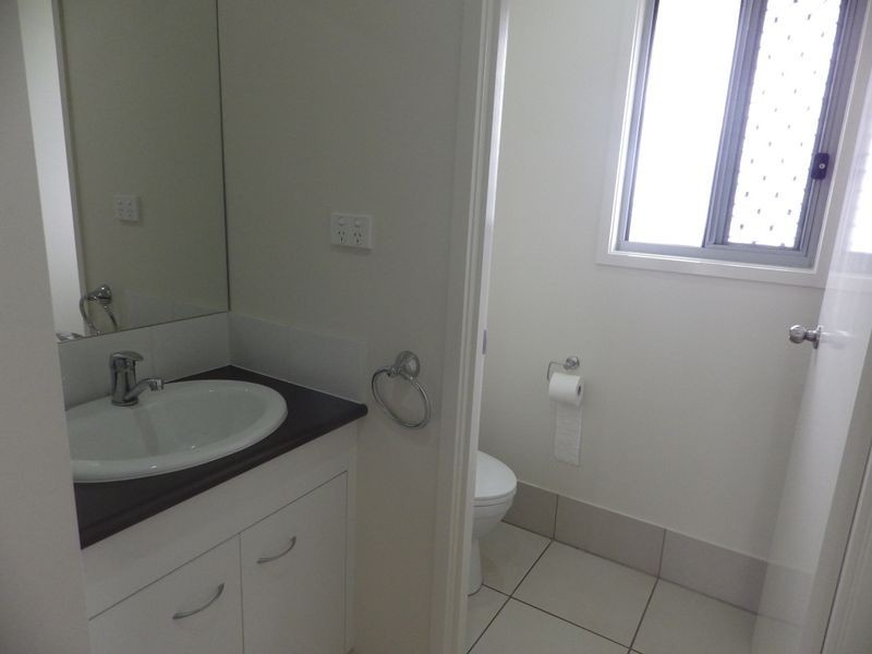 4 Webb Court, Roma QLD 4455