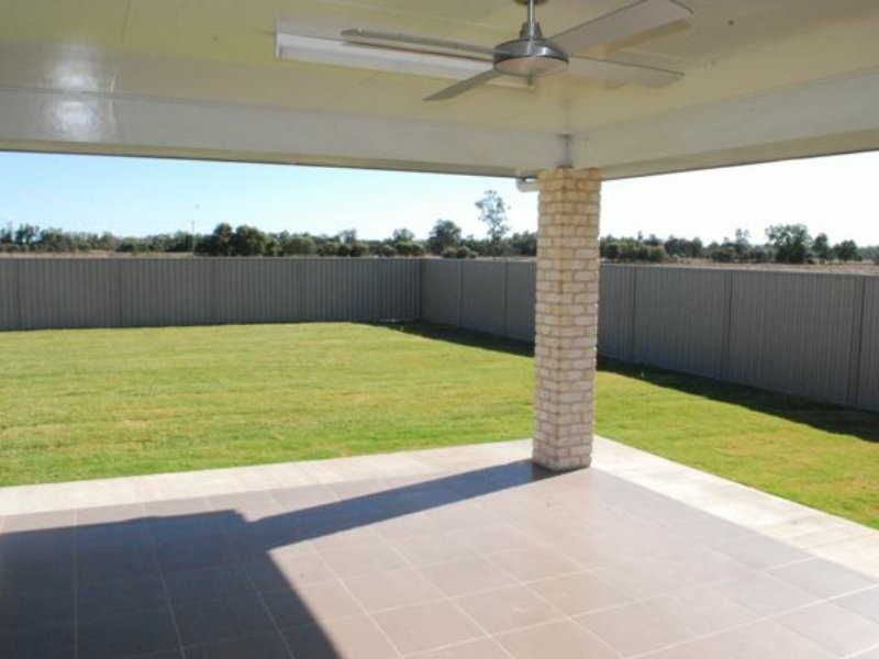 1 Edna Street, Roma QLD 4455