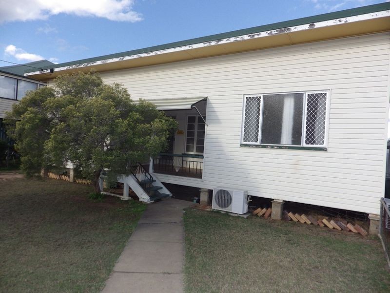 114 Arthur Street, Roma QLD 4455