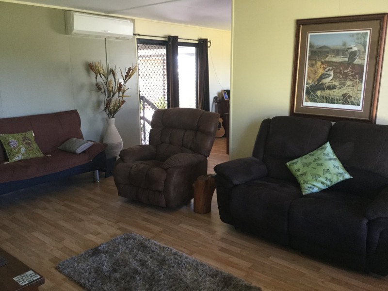 7 Powell Street, Roma QLD 4455