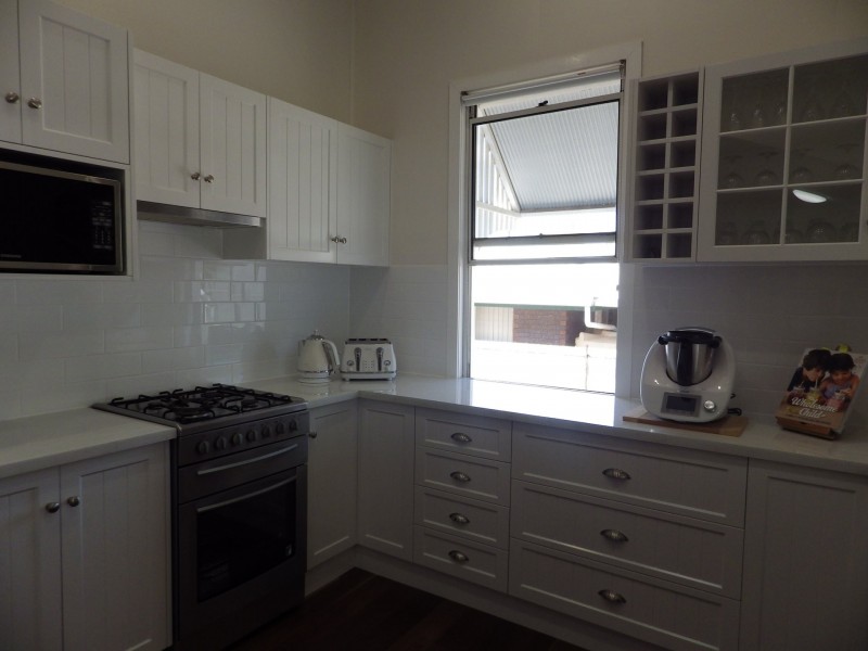 113 Currey Street, Roma QLD 4455