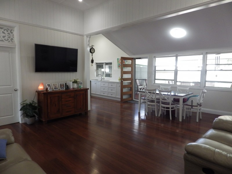 113 Currey Street, Roma QLD 4455