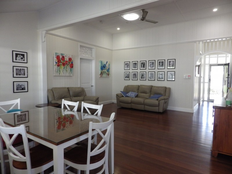 113 Currey Street, Roma QLD 4455