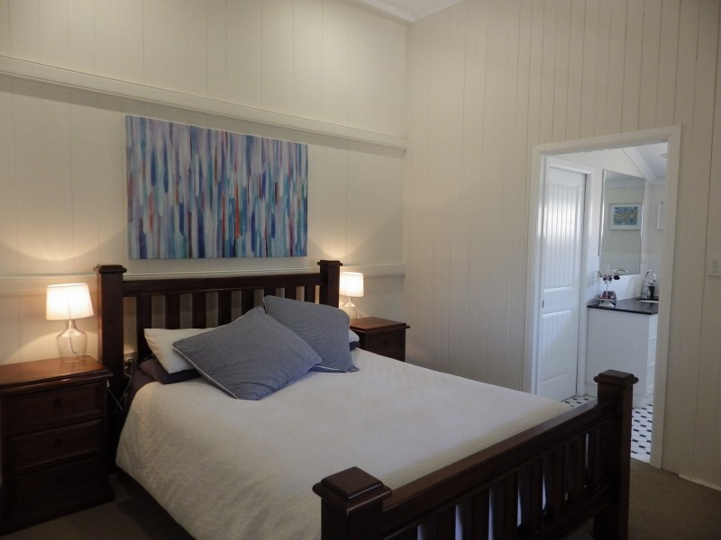 113 Currey Street, Roma QLD 4455