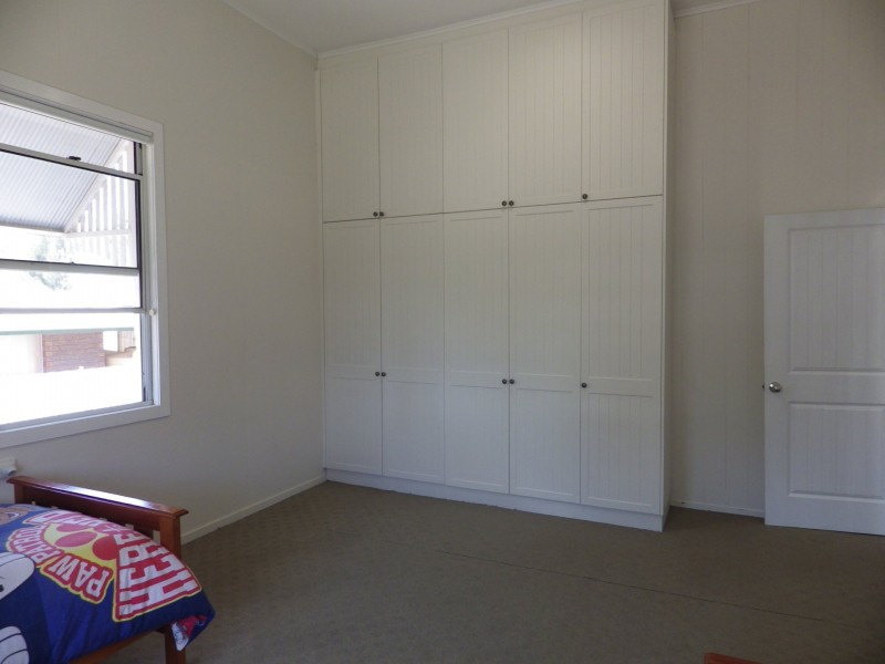 113 Currey Street, Roma QLD 4455