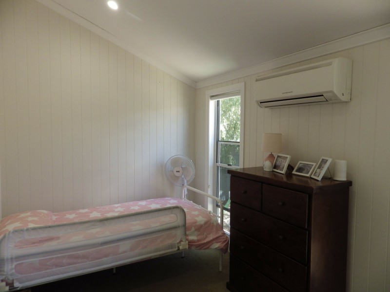 113 Currey Street, Roma QLD 4455