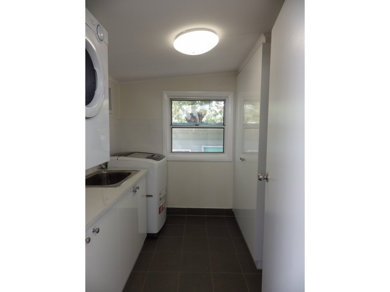 113 Currey Street, Roma QLD 4455