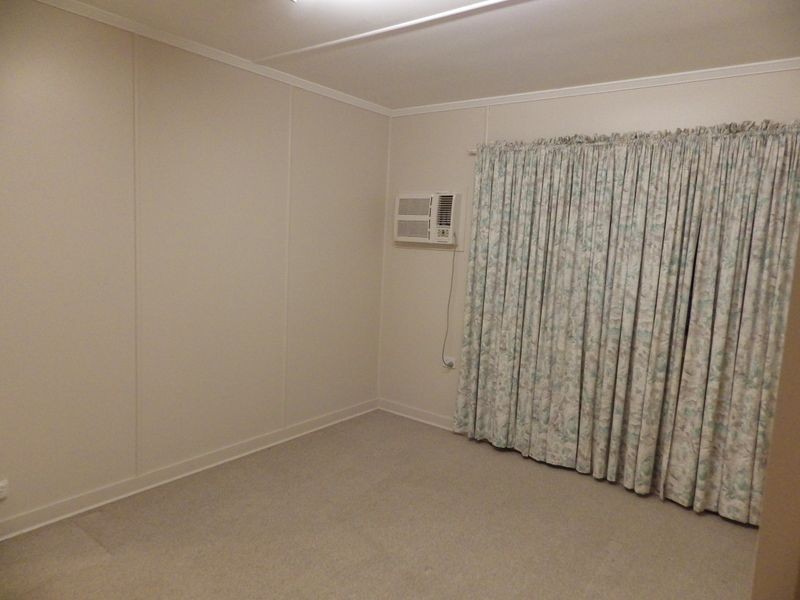 126 Currey Street, Roma QLD 4455