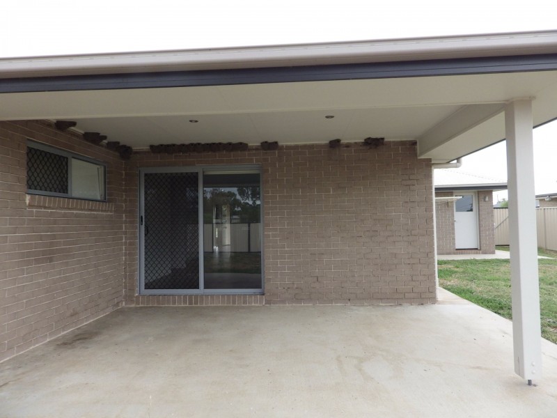 72 Taylor Street, Roma QLD 4455