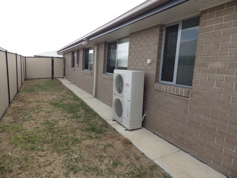 72 Taylor Street, Roma QLD 4455