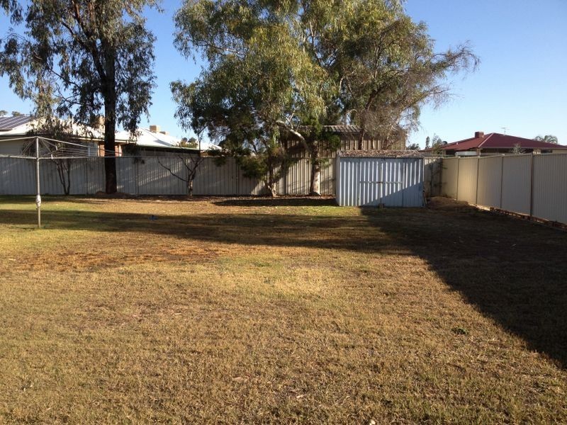 201 Charles Street, Roma QLD 4455