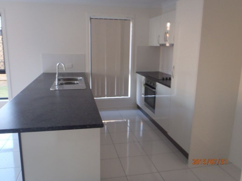 7 Highview Close, Roma QLD 4455