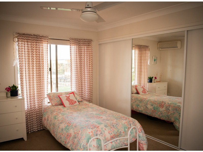 108 Currey Street, Roma QLD 4455