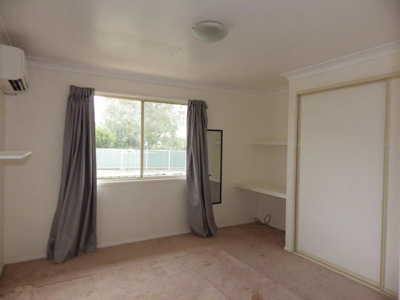 67 Currey Street, Roma QLD 4455