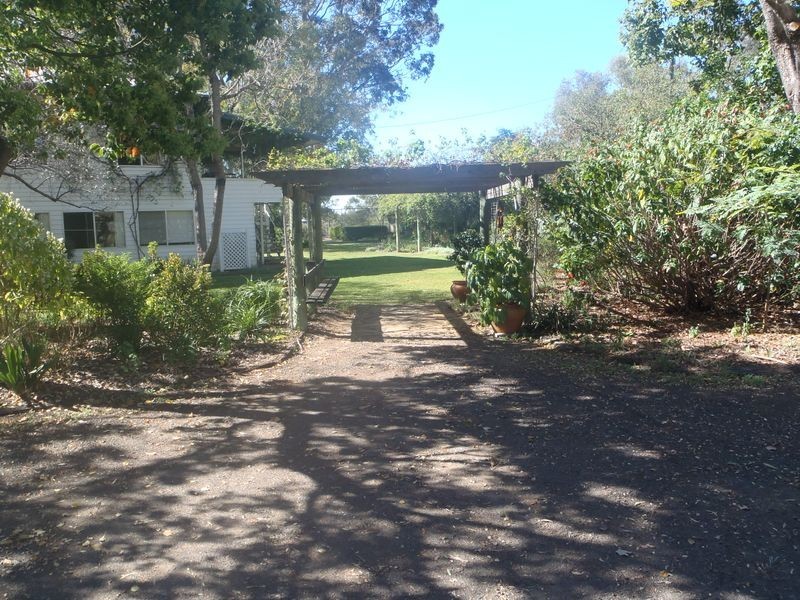 100 Edwardes Street, Roma QLD 4455