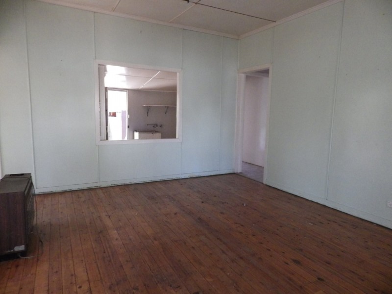 26 Feather Street, Roma QLD 4455