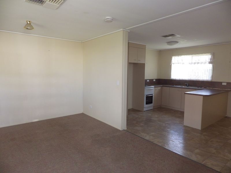 5 Karalee Court, Roma QLD 4455