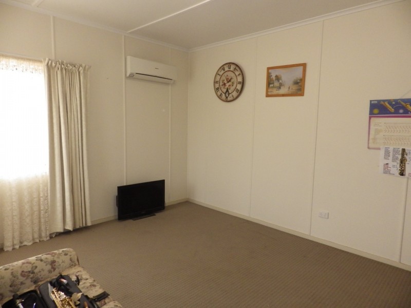 58-60 Rugby Street, Mitchell QLD 4465