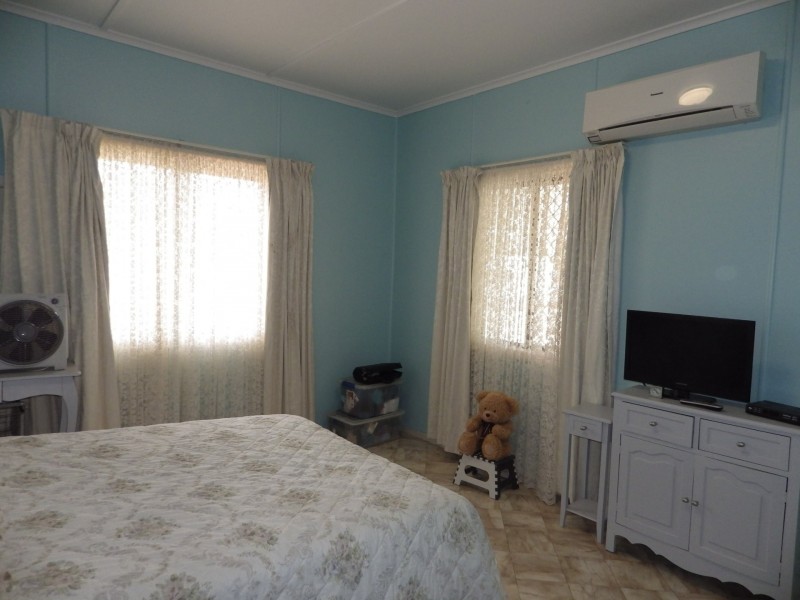 58-60 Rugby Street, Mitchell QLD 4465