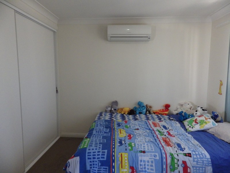 42 Carlyon Street, Mitchell QLD 4465