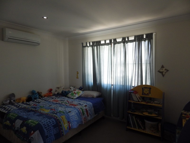 42 Carlyon Street, Mitchell QLD 4465