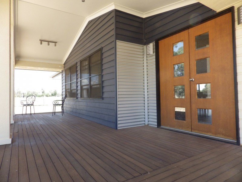 42 Carlyon Street, Mitchell QLD 4465