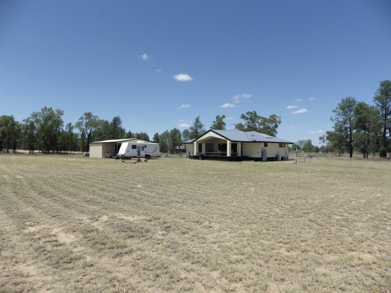 42 Carlyon Street, Mitchell QLD 4465