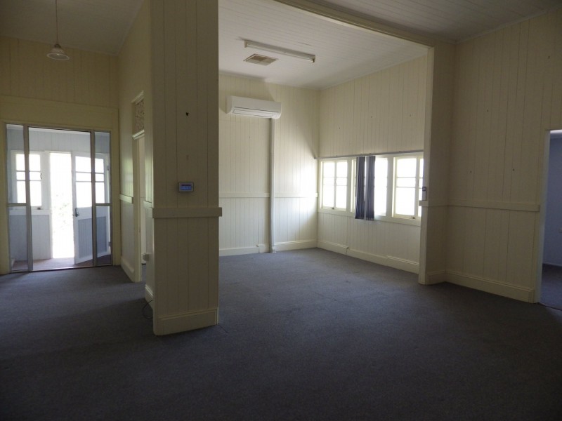 130 Wyndham Street, Roma QLD 4455