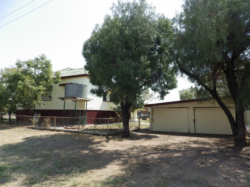 130 Wyndham Street, Roma QLD 4455