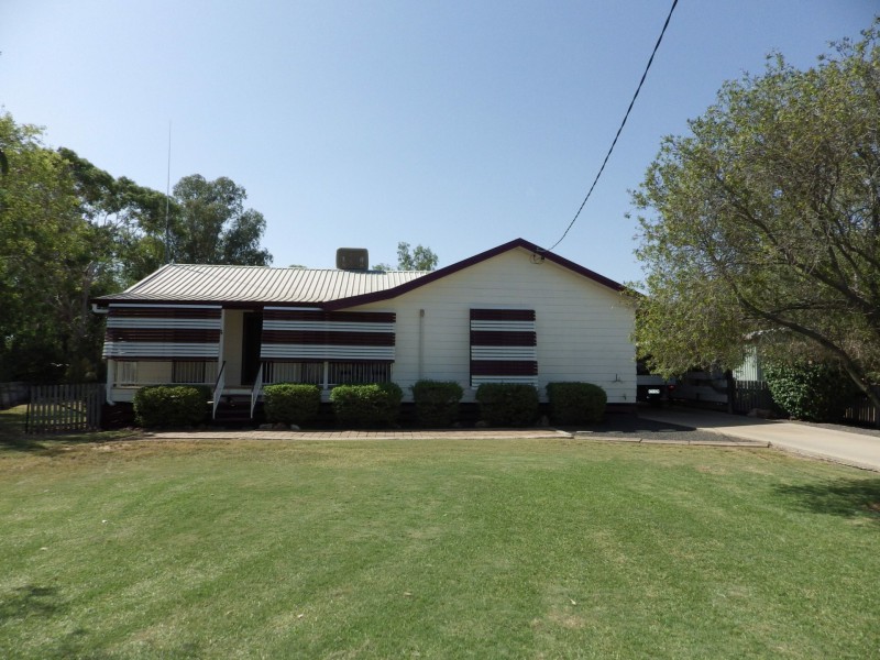 4 Everingham Avenue, Roma QLD 4455