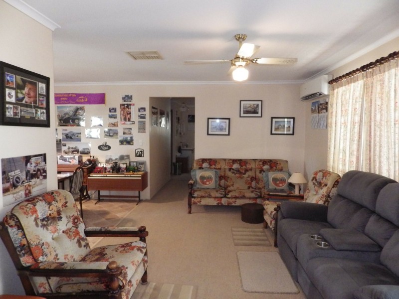 4 Everingham Avenue, Roma QLD 4455