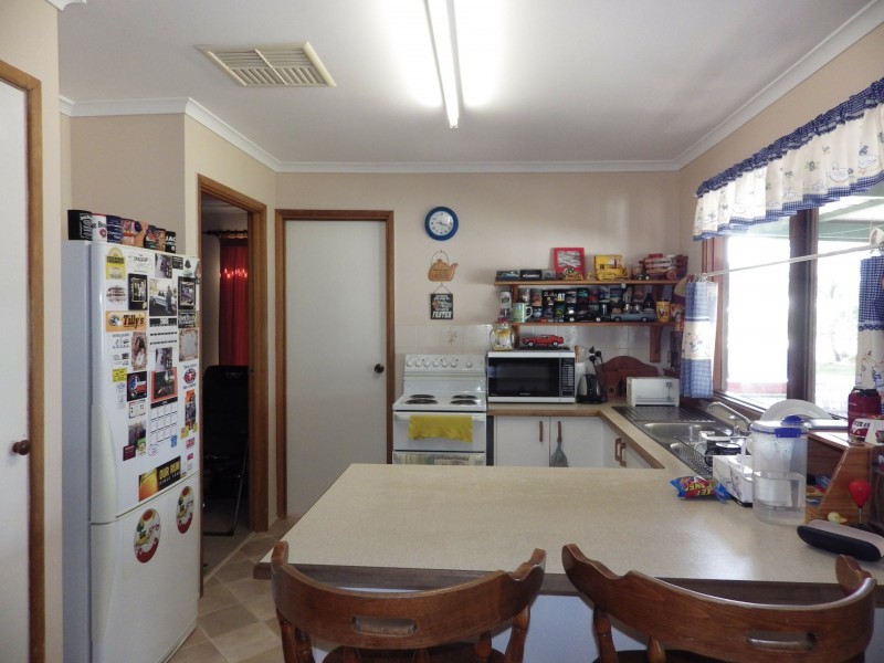 4 Everingham Avenue, Roma QLD 4455