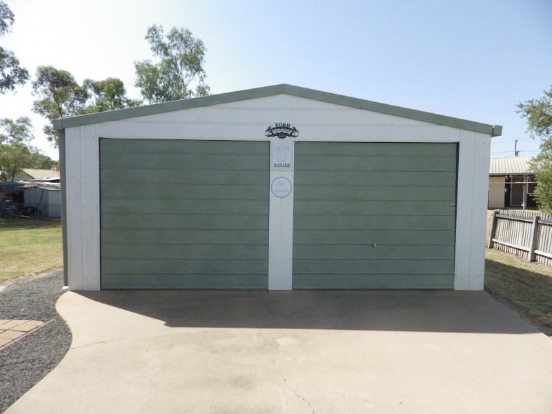 4 Everingham Avenue, Roma QLD 4455