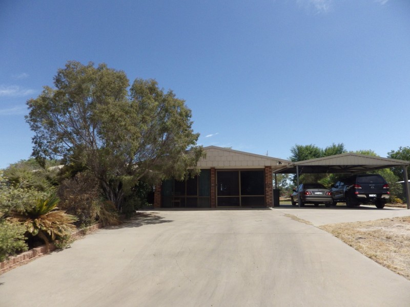 3-5 Marsden Court, Roma QLD 4455