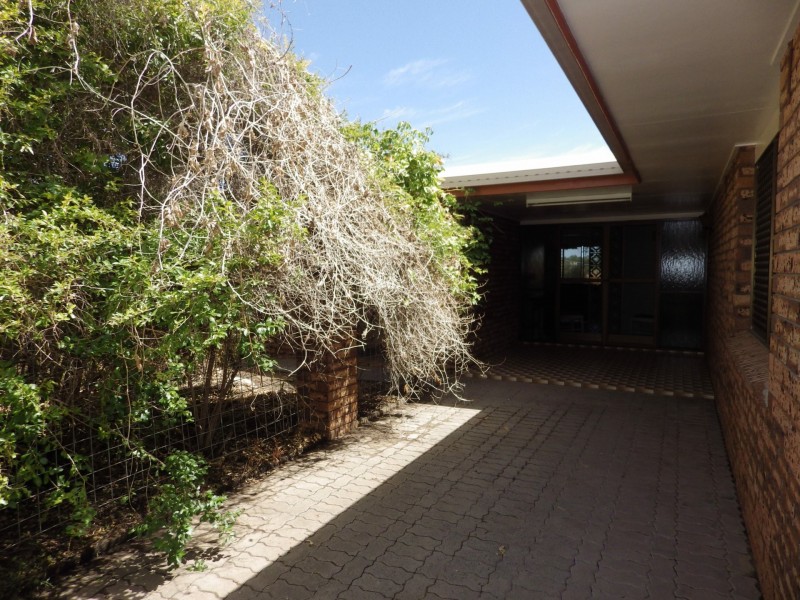 3-5 Marsden Court, Roma QLD 4455