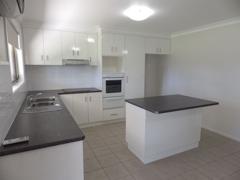 7 Alexander Avenue, Roma QLD 4455