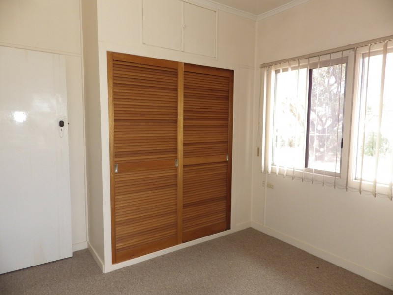 4 McEwan Street, Roma QLD 4455