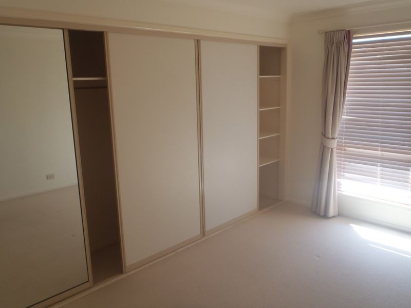5 Madison Terrace, Roma QLD 4455
