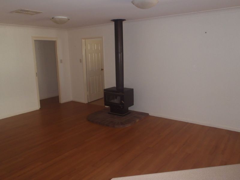 5 Madison Terrace, Roma QLD 4455
