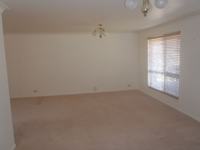 5 Madison Terrace, Roma QLD 4455