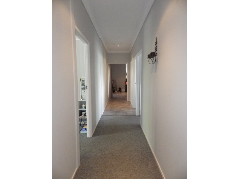 5 Laman Street, Roma QLD 4455