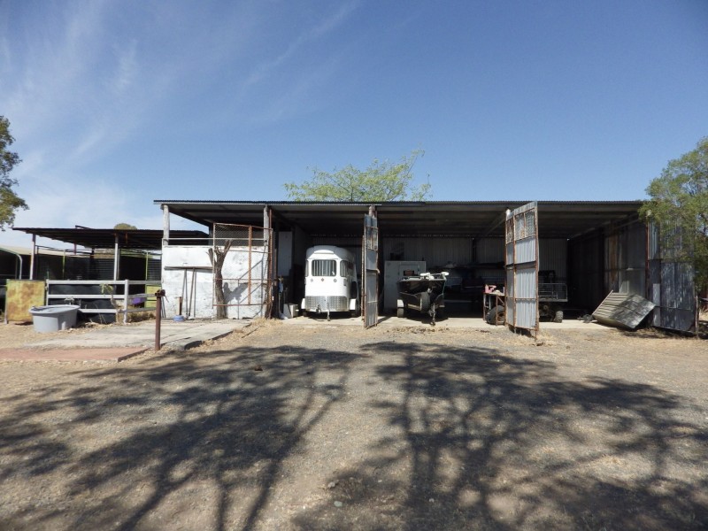 534 Carnarvon Highway, Injune QLD 4454