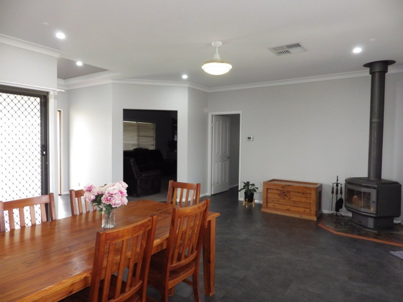 168 Bourne Drive, Roma QLD 4455