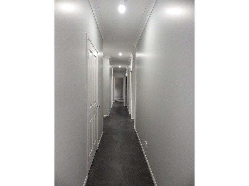 168 Bourne Drive, Roma QLD 4455