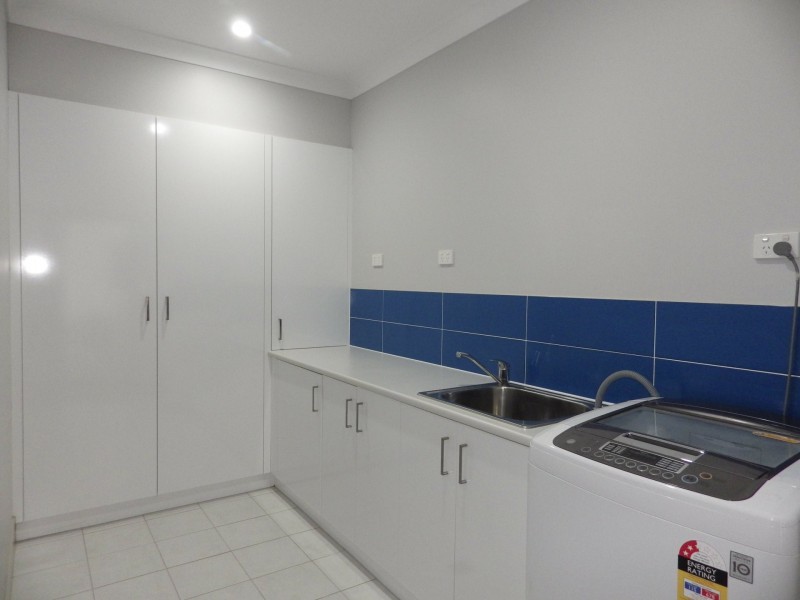 168 Bourne Drive, Roma QLD 4455