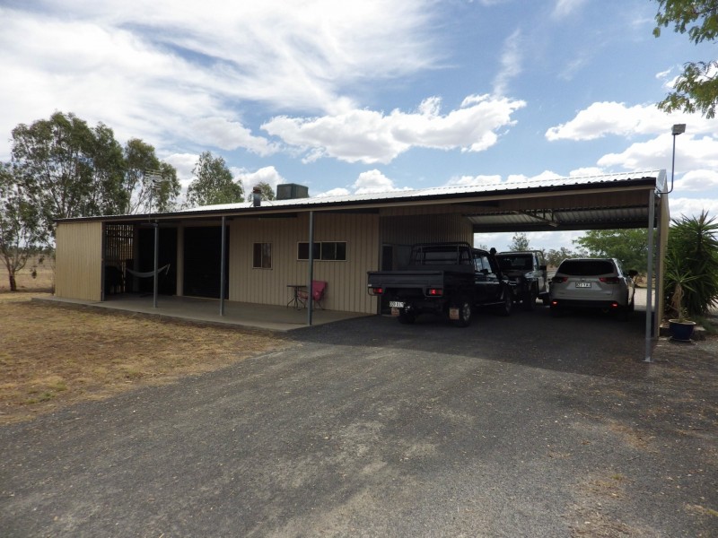 168 Bourne Drive, Roma QLD 4455