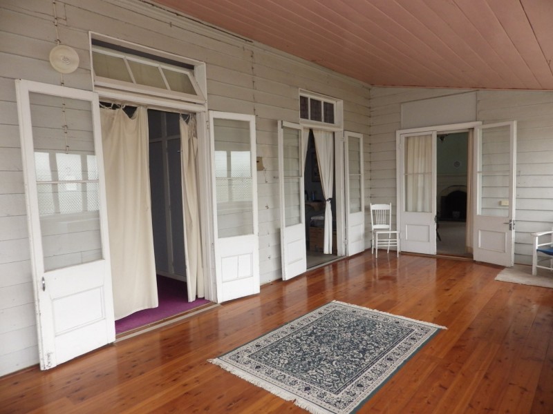 73 Bowen Street, Roma QLD 4455