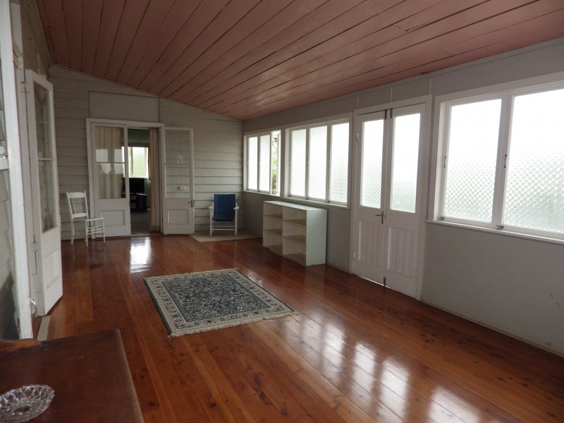 73 Bowen Street, Roma QLD 4455