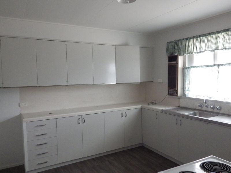 2/1 Albert Street, Roma QLD 4455